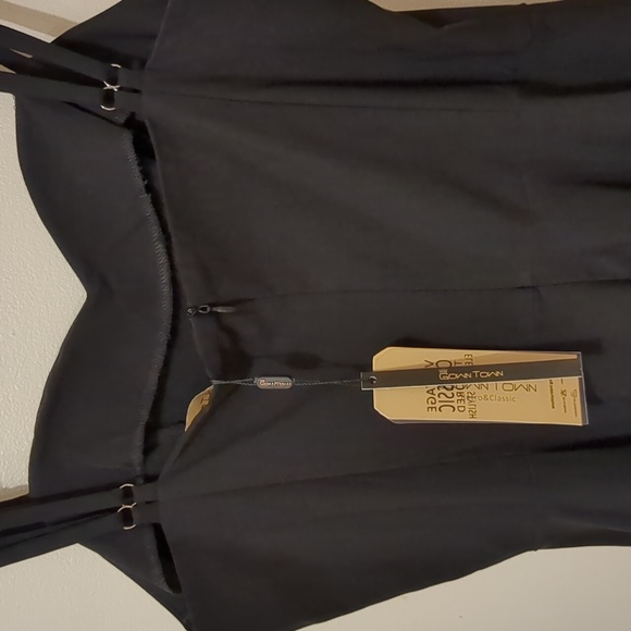 NWT Gown Town  Sz: L - Picture 8 of 8